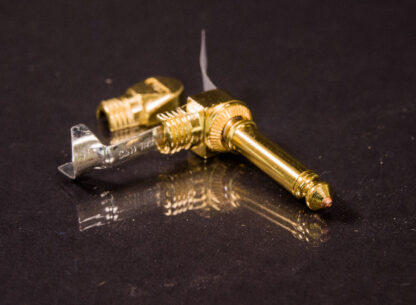G&H Plugs – RFQPNGG, ¼” Quiet Plug, Gold Plug w/ Nickel Housing, Right Angle - Image 3